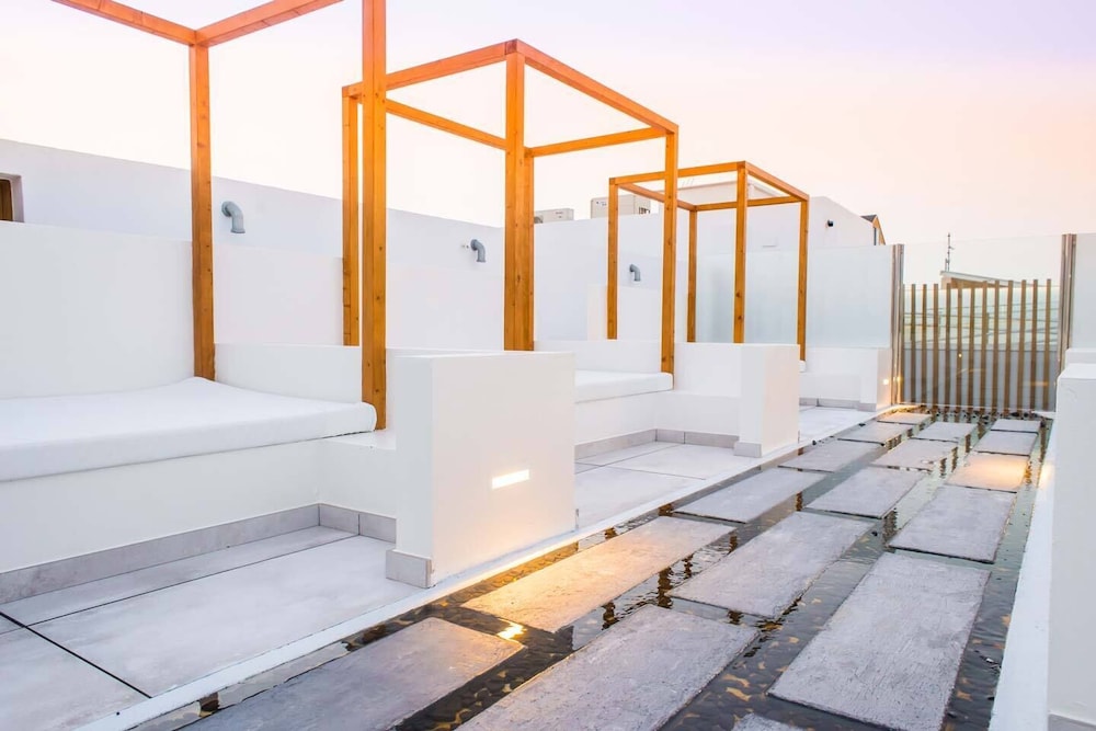 Hotel Vacanzy Urban Boutique - Adults Only — Hotel building in Corralejo, Canary Islands