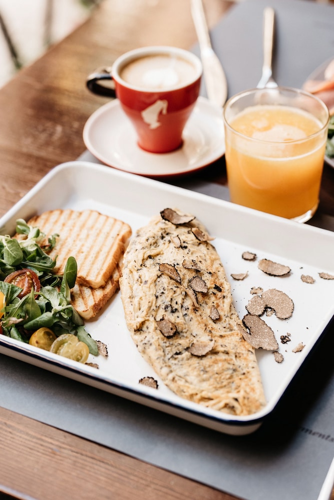 Five Elements Luxury Rooms — Restaurant & bars in Split, Split-Dalmatia
