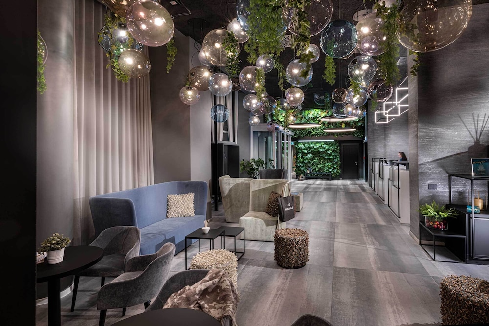 J44 Lifestyle hotel — Restaurant & bars in Jesolo, Veneto