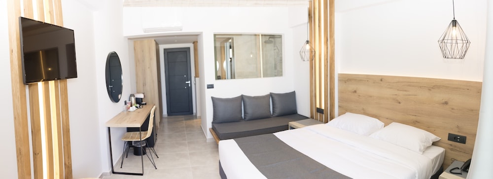 Casa Blu - Adults Only by Checkin — Hotel rooms in Hersonissos