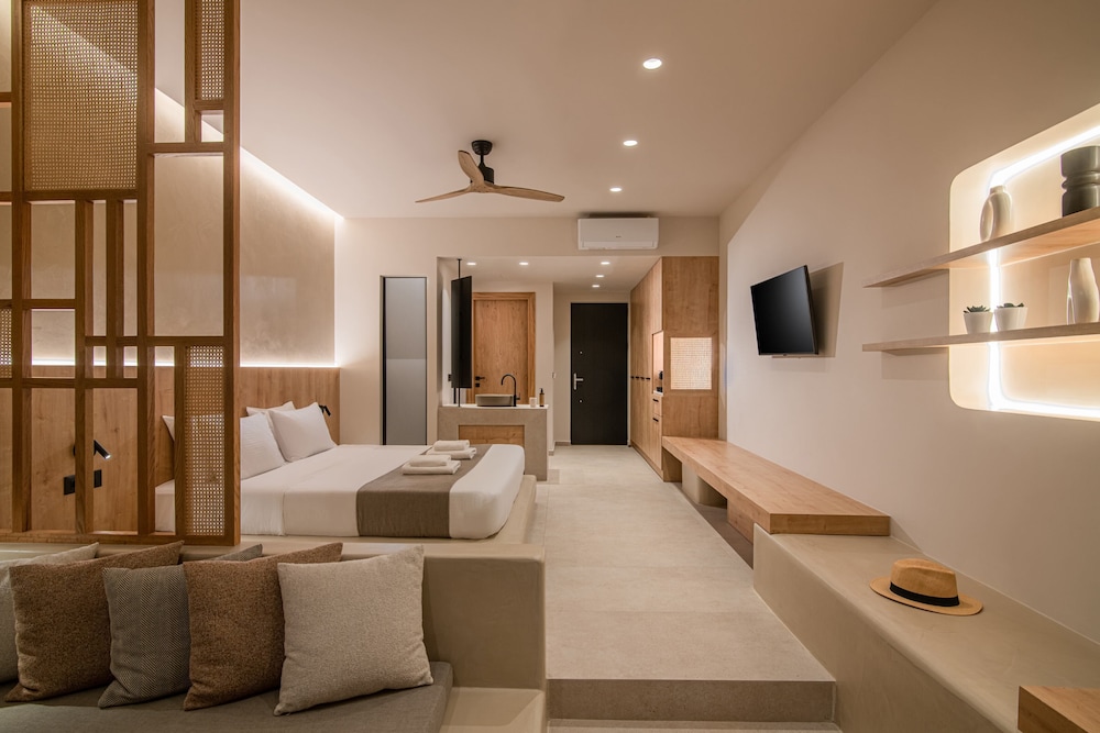 Casa Blu - Adults Only by Checkin — Hotel rooms in Hersonissos