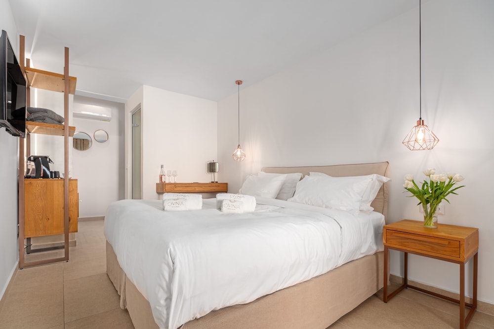 Omnia Mykonos Boutique Hotel & Suites — Hotel rooms in Ornos, South Aegean