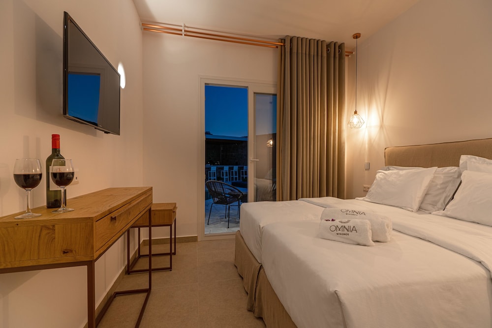 Omnia Mykonos Boutique Hotel & Suites — Hotel rooms in Ornos, South Aegean