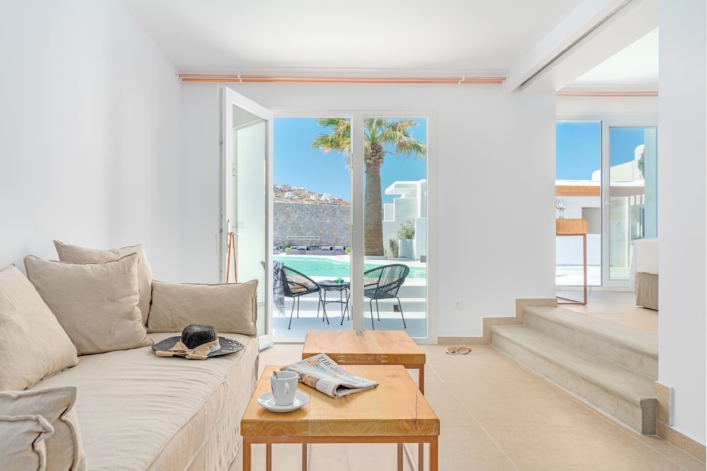 Omnia Mykonos Boutique Hotel & Suites — Hotel rooms in Ornos, South Aegean