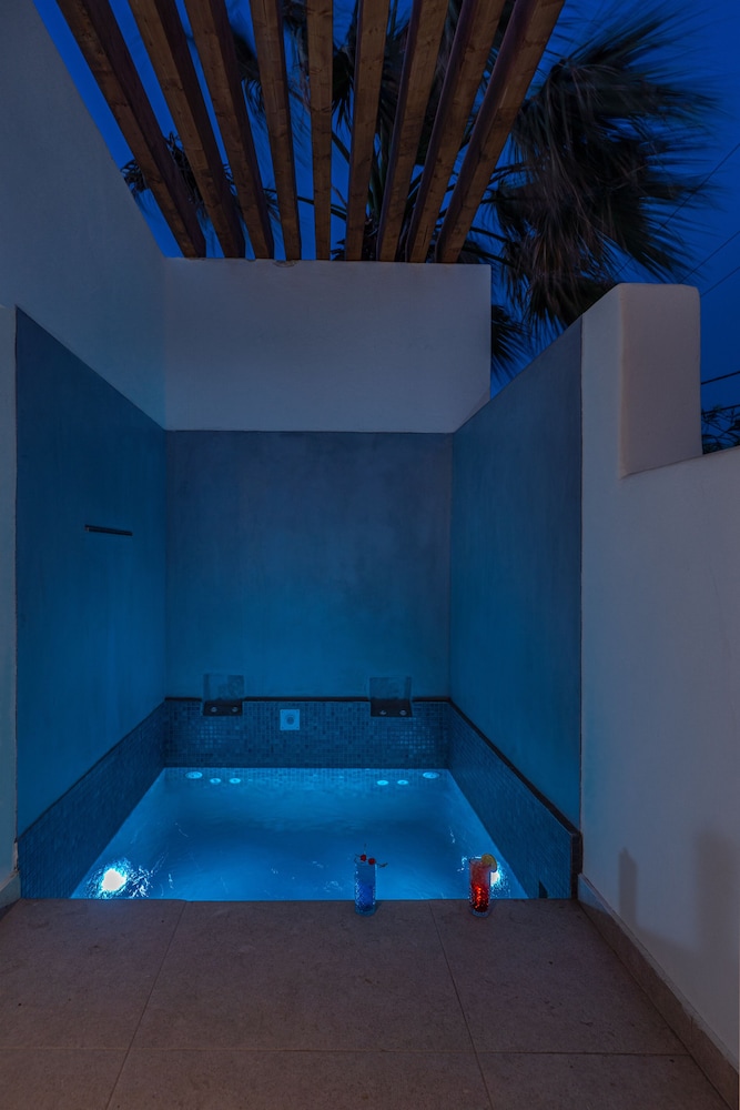 Omnia Mykonos Boutique Hotel & Suites — Spa in Ornos, South Aegean