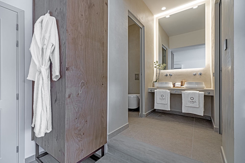 Omnia Mykonos Boutique Hotel & Suites — Hotel rooms in Ornos, South Aegean