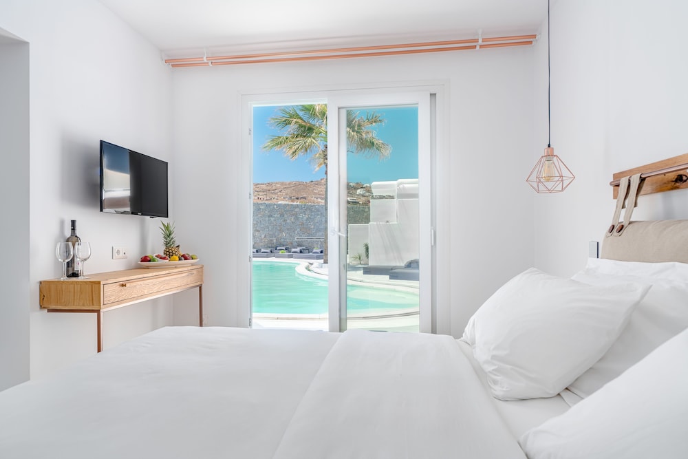 Omnia Mykonos Boutique Hotel & Suites — Hotel rooms in Ornos, South Aegean