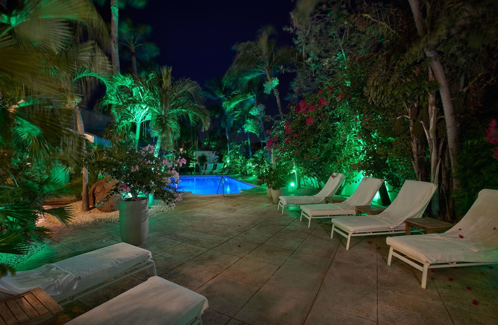 Paradera Park Aruba — Swimming pool in Paradera, Aruba
