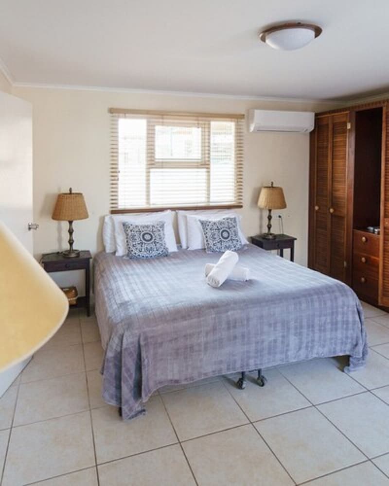 Arubiana Inn — Hotel rooms in Noord, Aruba