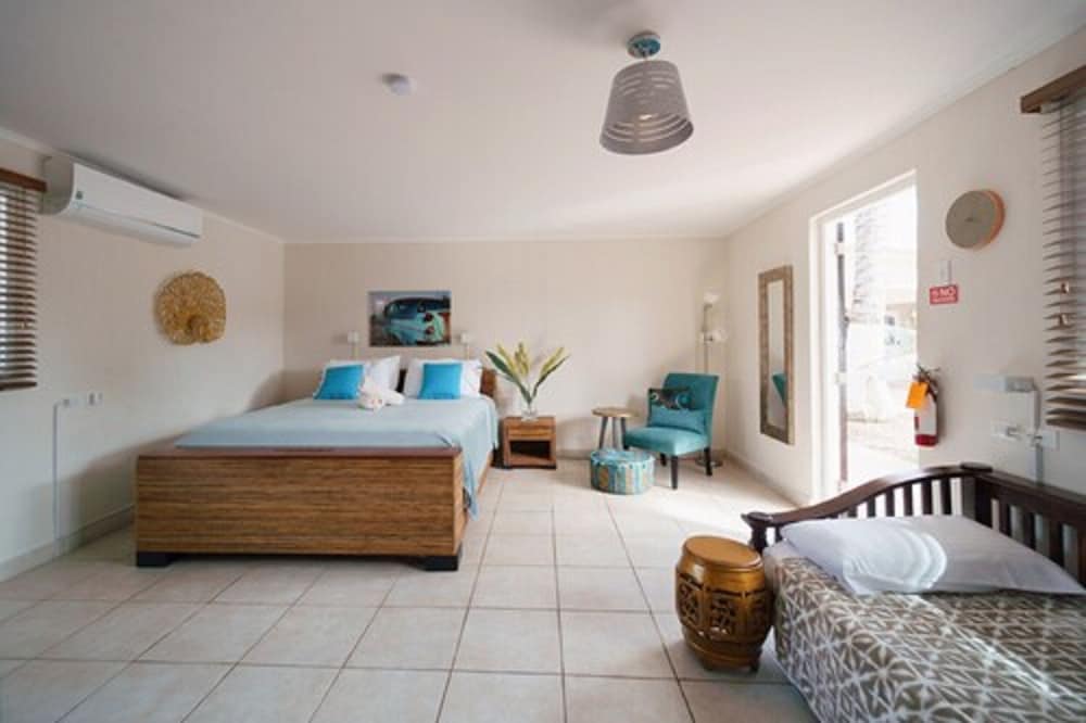 Arubiana Inn — Hotel rooms in Noord, Aruba
