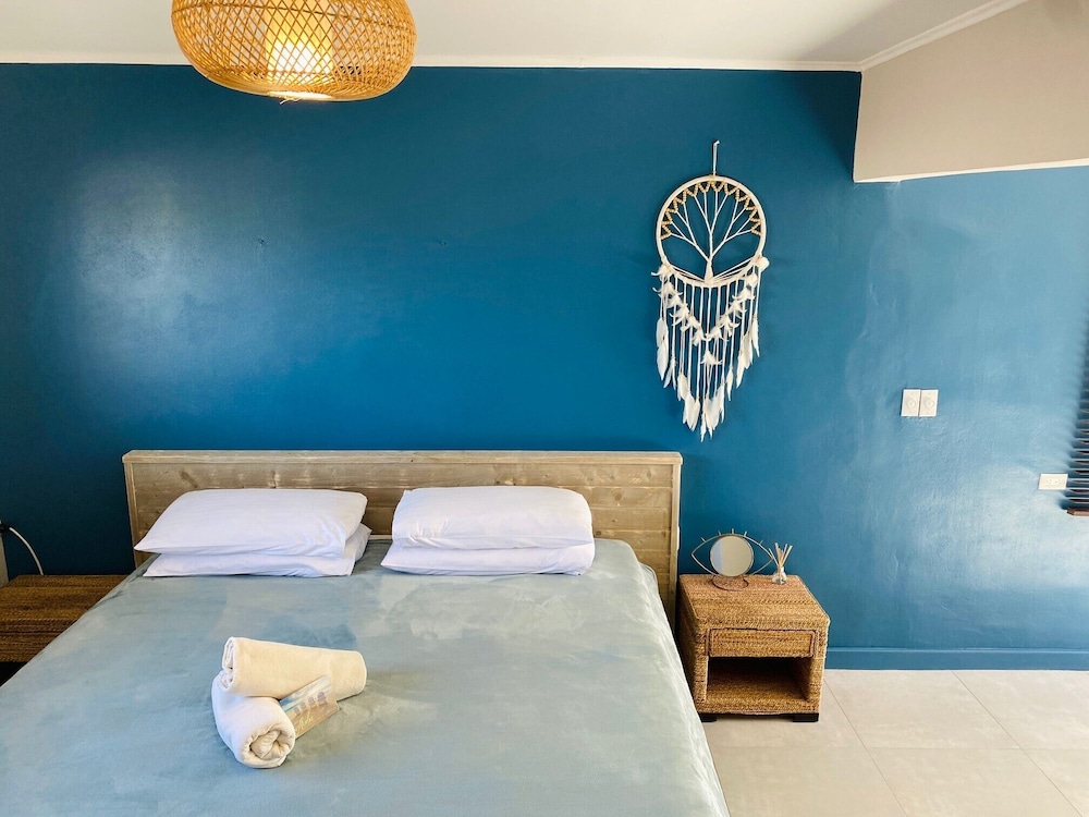 Arubiana Inn — Hotel rooms in Noord, Aruba