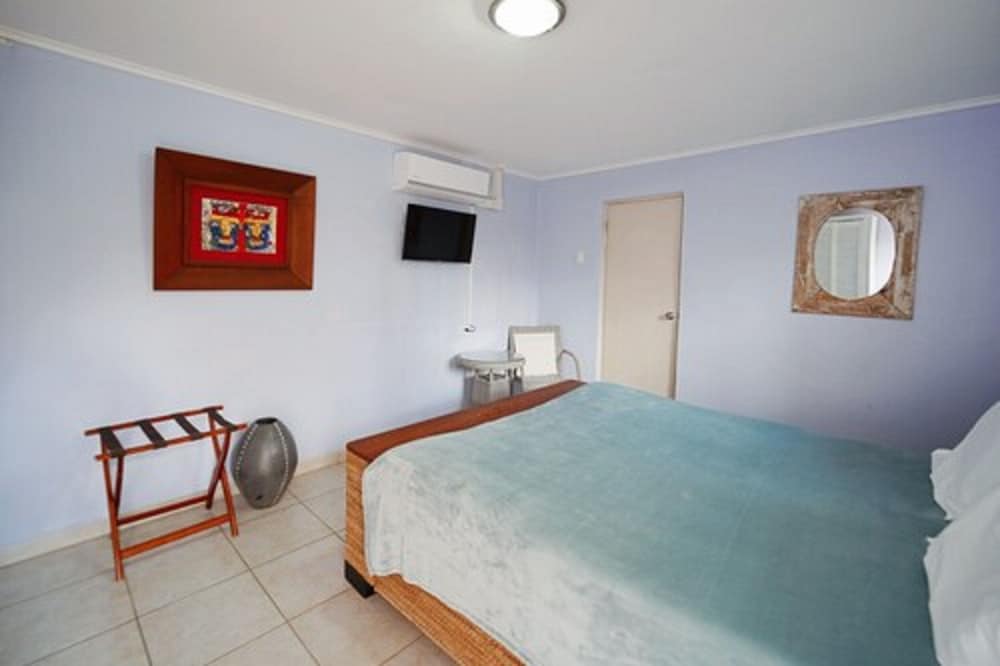 Arubiana Inn — Hotel rooms in Noord, Aruba