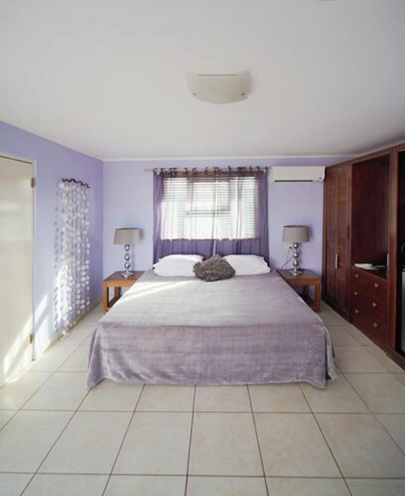 Arubiana Inn — Hotel rooms in Noord, Aruba