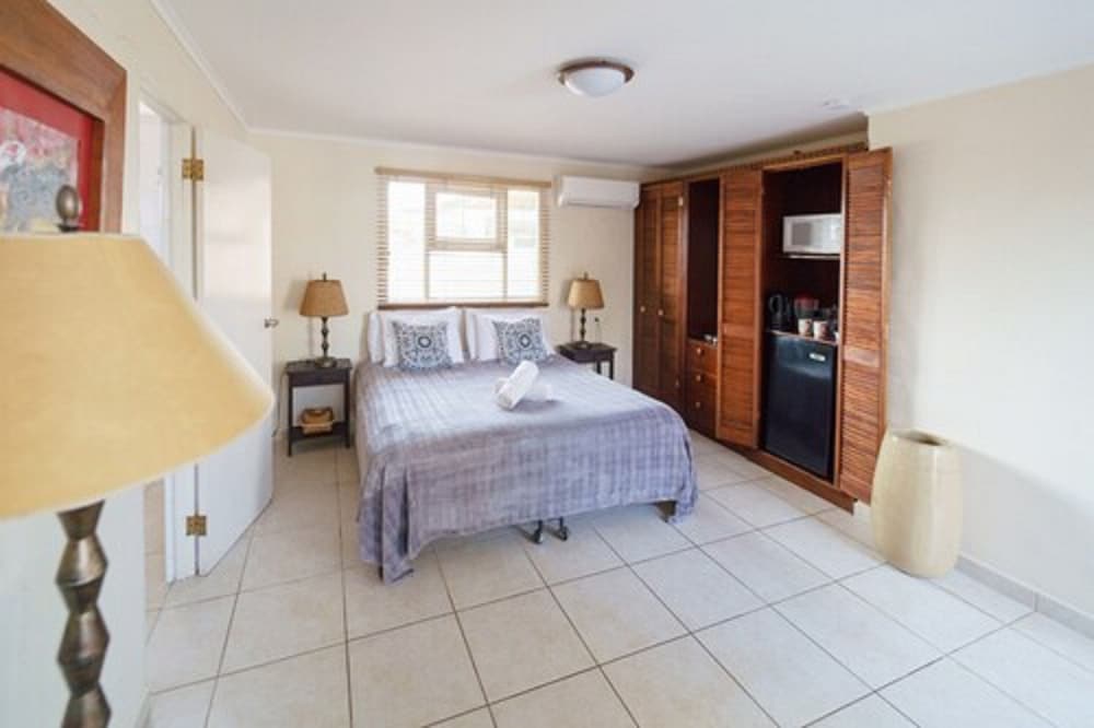 Arubiana Inn — Hotel rooms in Noord, Aruba