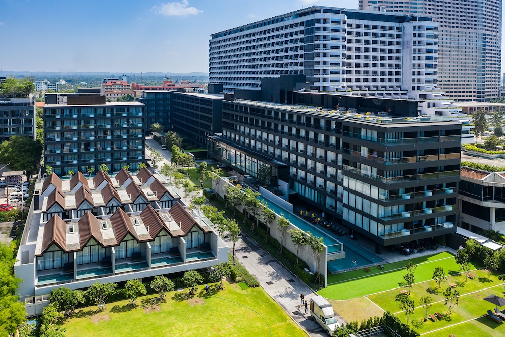 Ana Anan Resort & Villas Pattaya — Hotel building in Sattahip, Chonburi