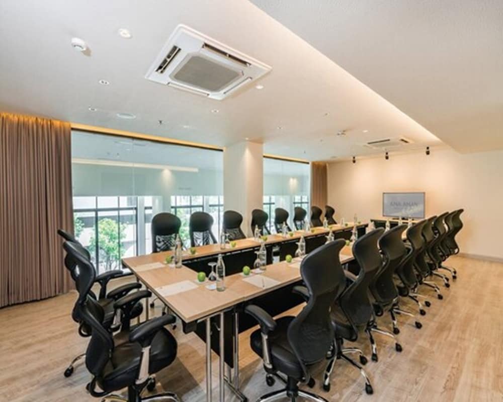 Ana Anan Resort & Villas Pattaya — Hotel building in Sattahip, Chonburi