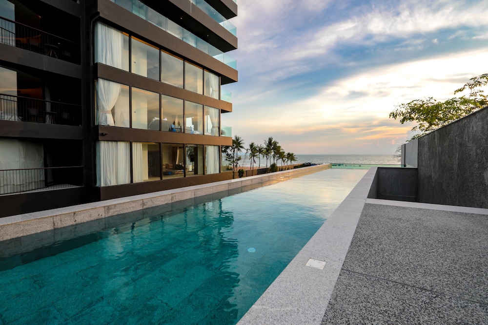 Ana Anan Resort & Villas Pattaya — Swimming pool in Sattahip, Chonburi