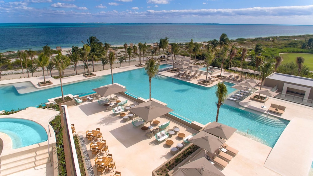 Atelier Playa Mujeres - Adults Only - All Inclusive — Swimming pool in Playa Mujeres, Quintana Roo