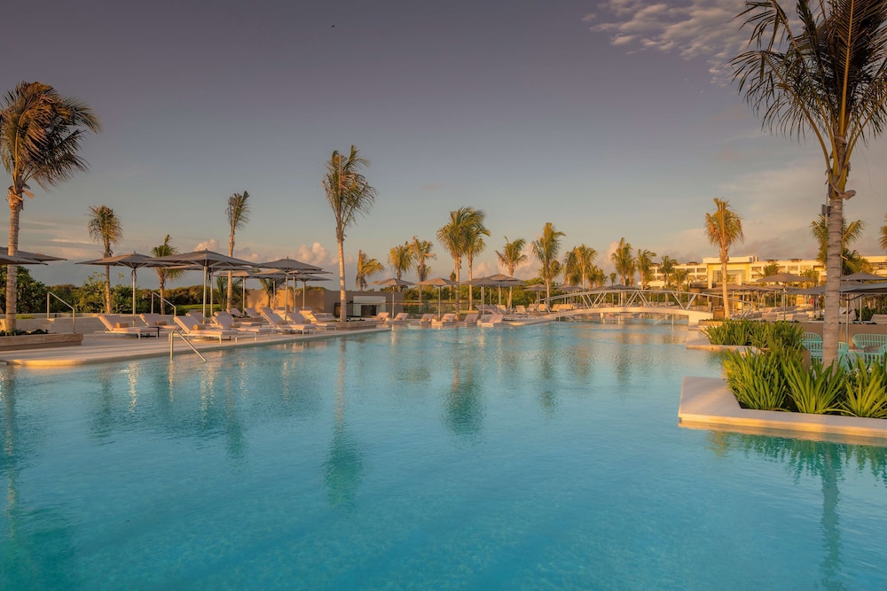 Atelier Playa Mujeres - Adults Only - All Inclusive — Swimming pool in Playa Mujeres, Quintana Roo