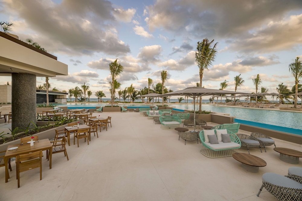 Atelier Playa Mujeres - Adults Only - All Inclusive — Restaurant & bars in Playa Mujeres, Quintana Roo