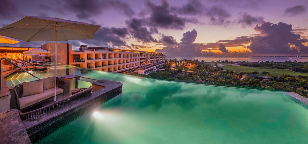Atelier Playa Mujeres - Adults Only - All Inclusive — Swimming pool in Playa Mujeres, Quintana Roo