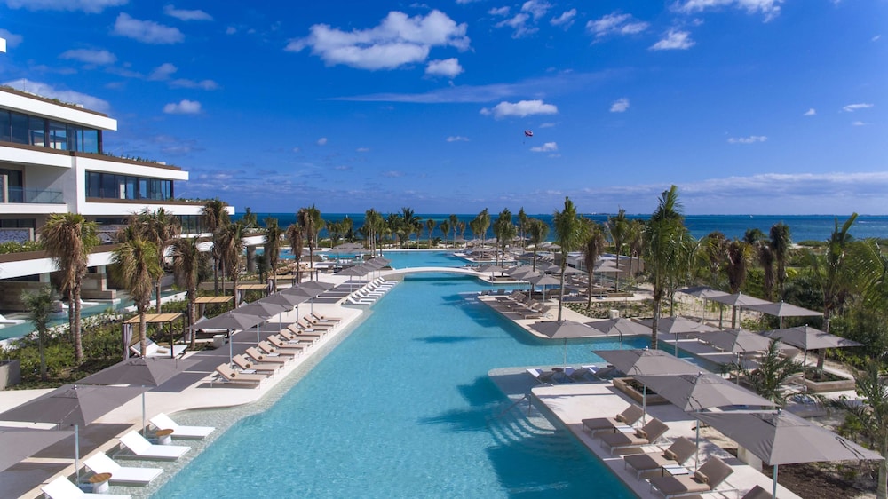 Atelier Playa Mujeres - Adults Only - All Inclusive — Swimming pool in Playa Mujeres, Quintana Roo