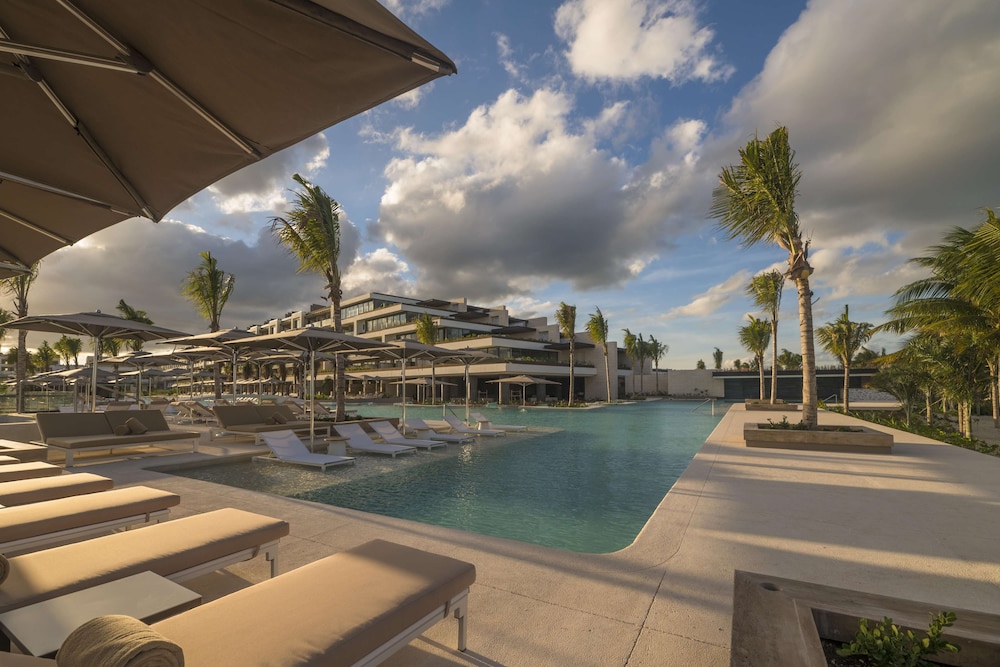 Atelier Playa Mujeres - Adults Only - All Inclusive — Swimming pool in Playa Mujeres, Quintana Roo