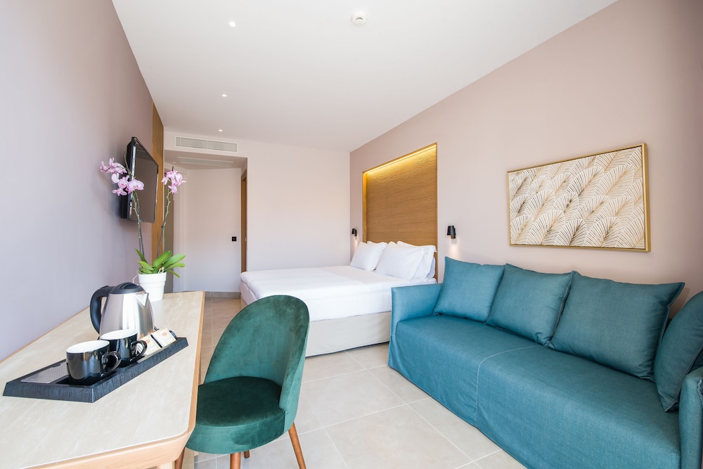 M City Hotel — Hotel rooms in Chania