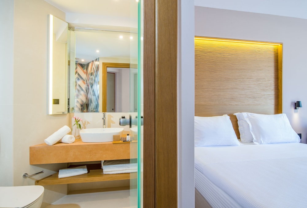 M City Hotel — Hotel rooms in Chania