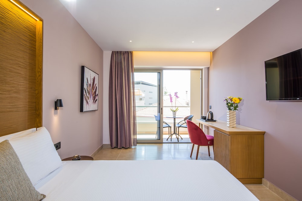 M City Hotel — Hotel rooms in Chania