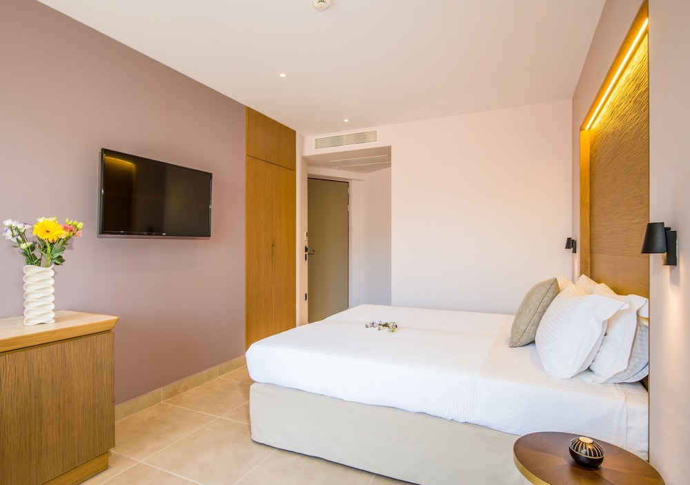 M City Hotel — Hotel rooms in Chania