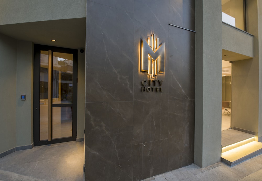 M City Hotel — Hotel building in Chania