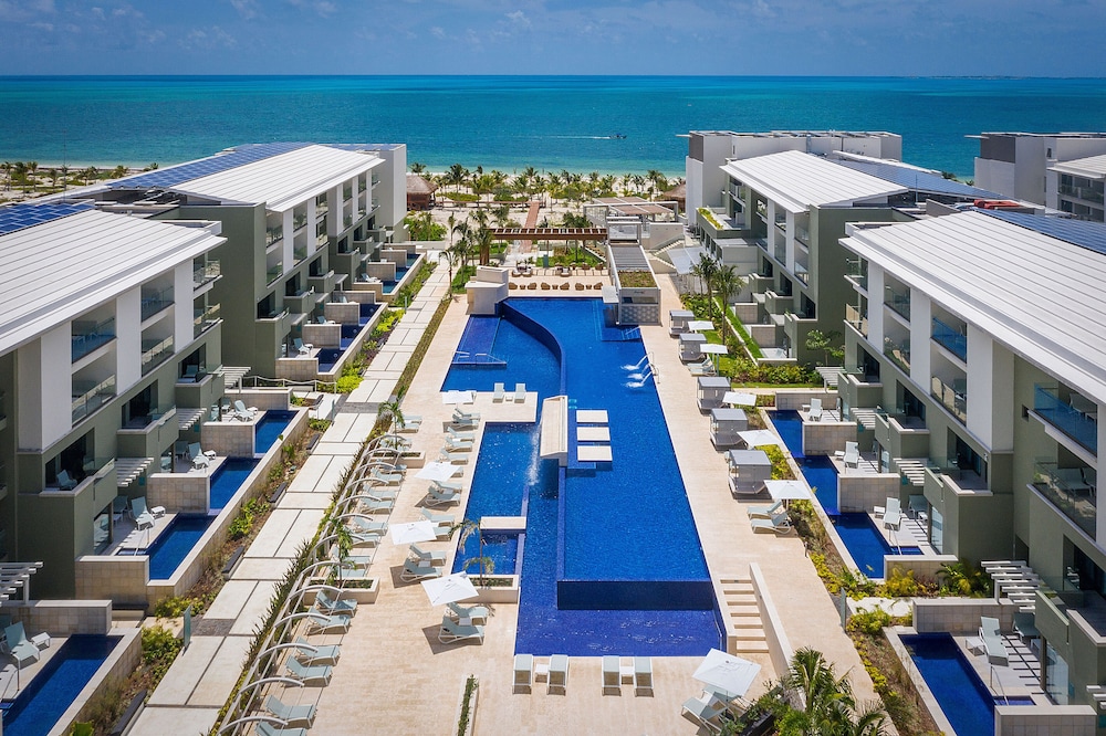 Catalonia Grand Costa Mujeres All Suites & Spa - All Inclusive — Main photo in Playa Mujeres, Quintana Roo