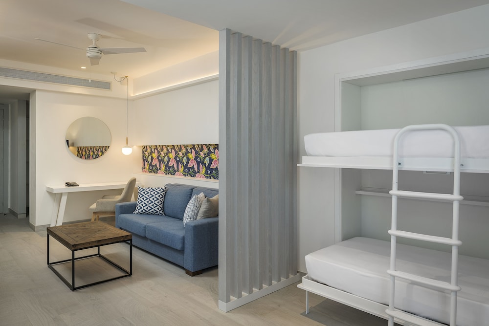 Catalonia Grand Costa Mujeres All Suites & Spa - All Inclusive — Hotel rooms in Playa Mujeres, Quintana Roo