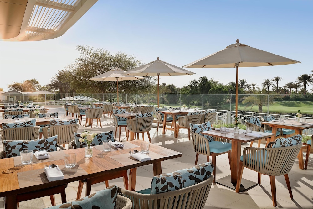 JA Lake View Hotel, Dubai — Restaurant & bars in Dubai