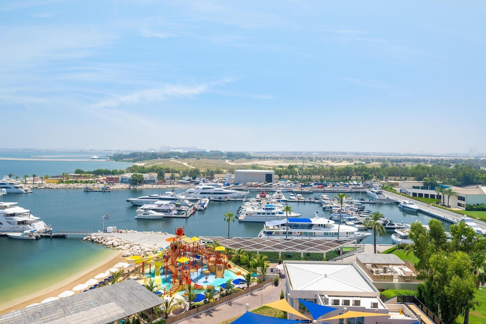 JA Lake View Hotel, Dubai - zdjęcie 3