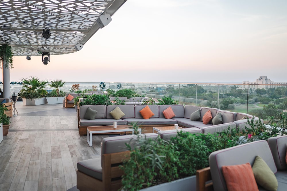 JA Lake View Hotel, Dubai - zdjęcie 5