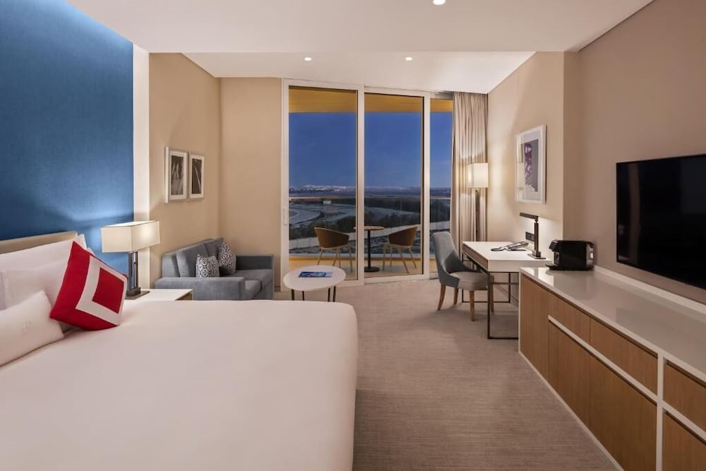 JA Lake View Hotel, Dubai — Hotel rooms in Dubai