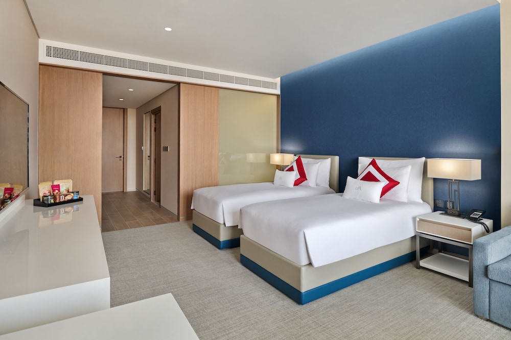 JA Lake View Hotel, Dubai — Hotel rooms in Dubai