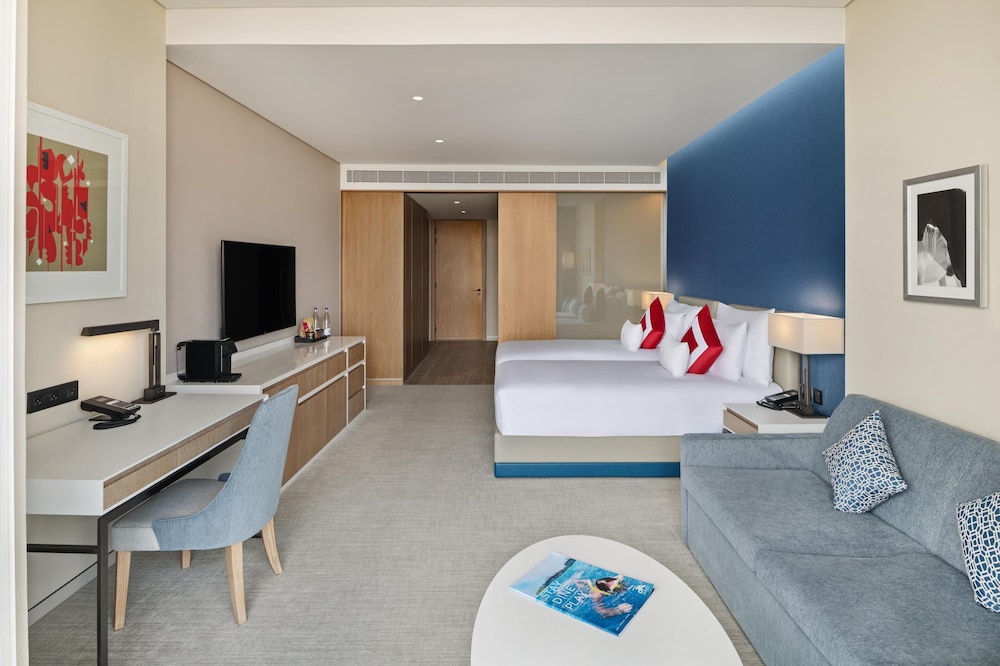 JA Lake View Hotel, Dubai — Hotel rooms in Dubai