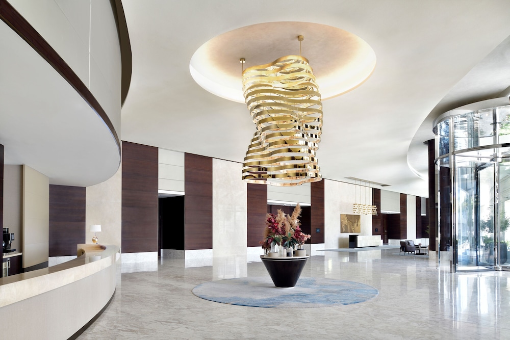 Address Sky View, Downtown Dubai — Hotel building in Dubai