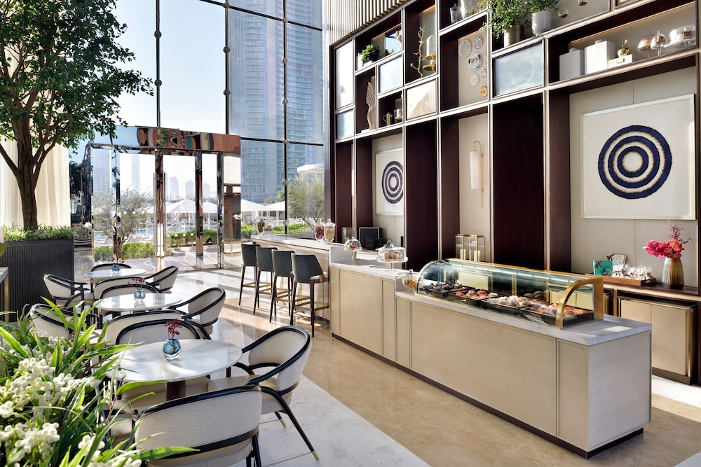 Address Sky View, Downtown Dubai — Restaurant & bars in Dubai