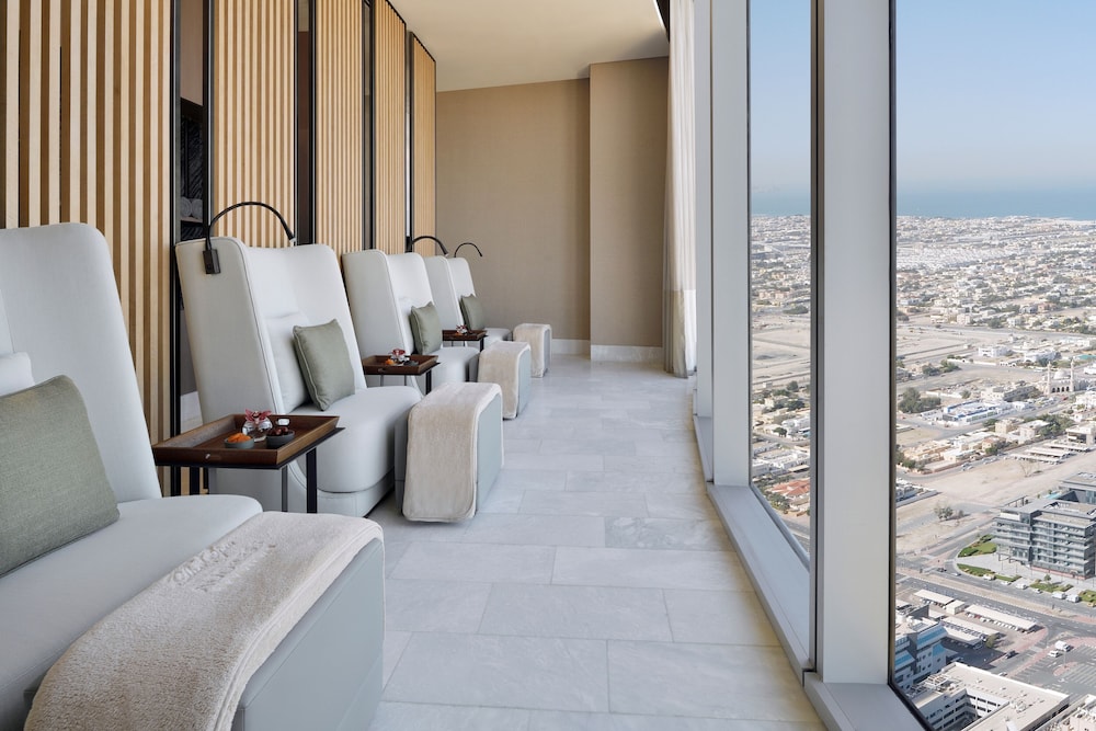 Address Sky View, Downtown Dubai — Spa in Dubai