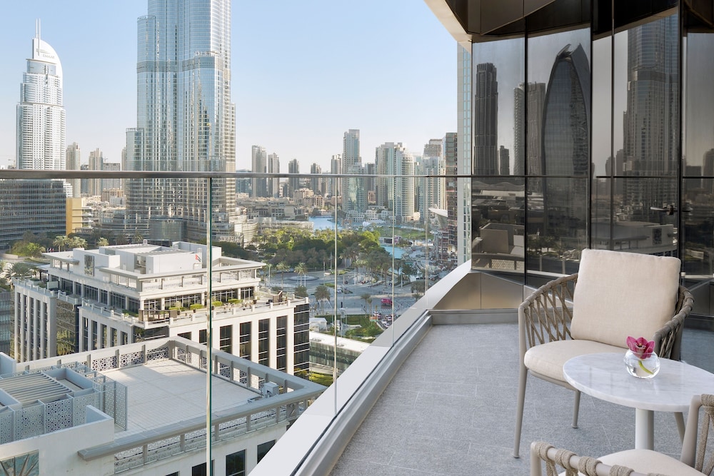 Address Sky View, Downtown Dubai — Hotel rooms in Dubai