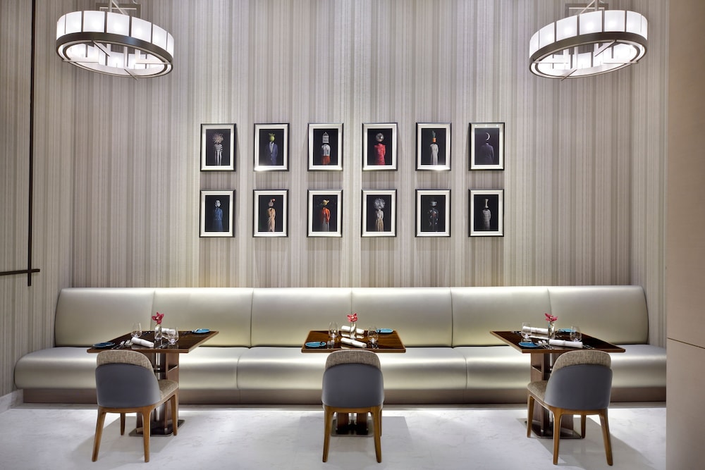 Address Sky View, Downtown Dubai — Restaurant & bars in Dubai