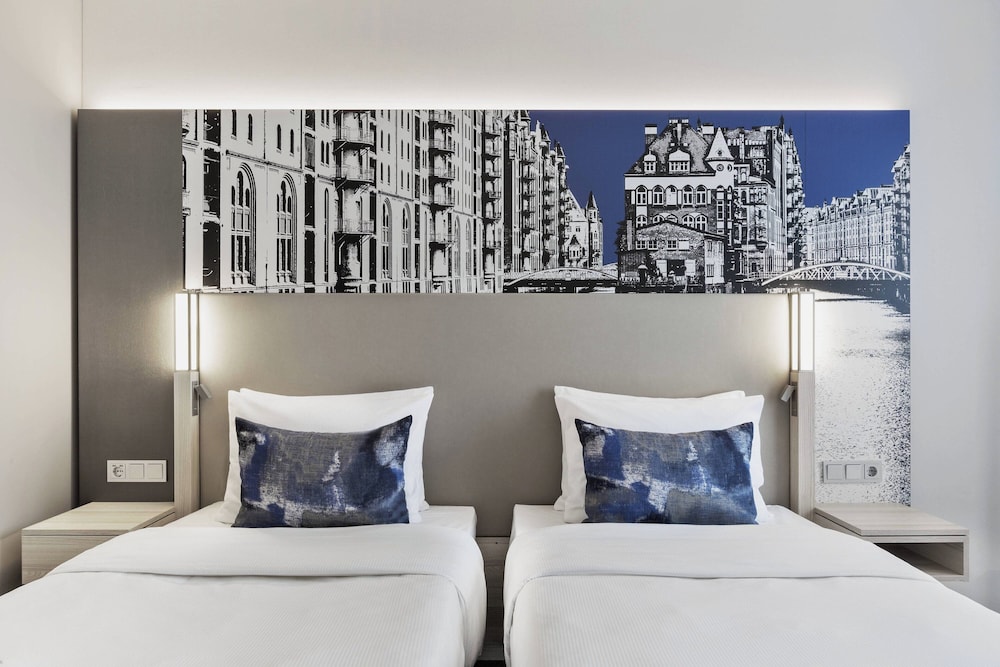 Courtyard by Marriott Hamburg City - zdjęcie 3