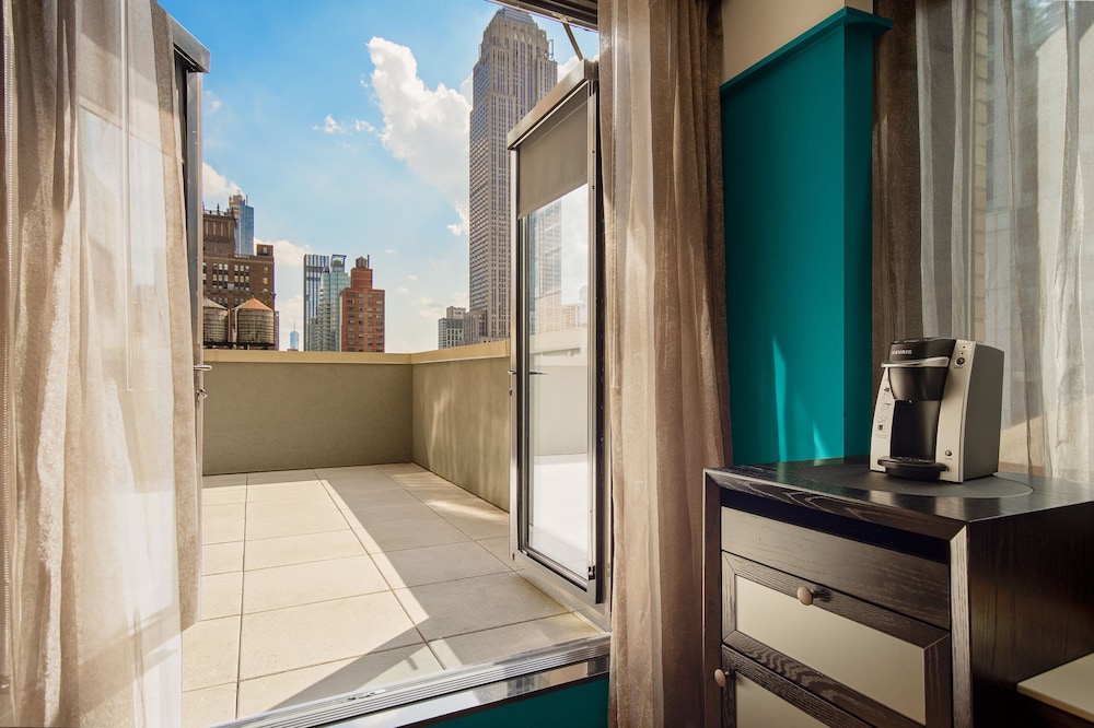 Hyatt Centric Midtown 5th Avenue New York — Hotel rooms in New York City, New York State