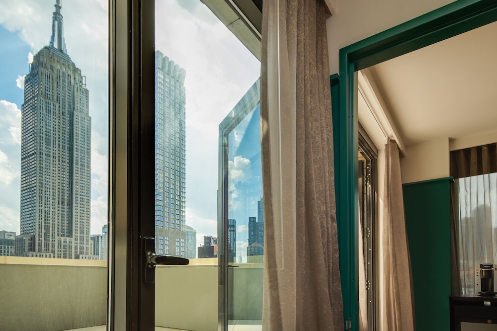 Hyatt Centric Midtown 5th Avenue New York — Hotel rooms in New York City, New York State
