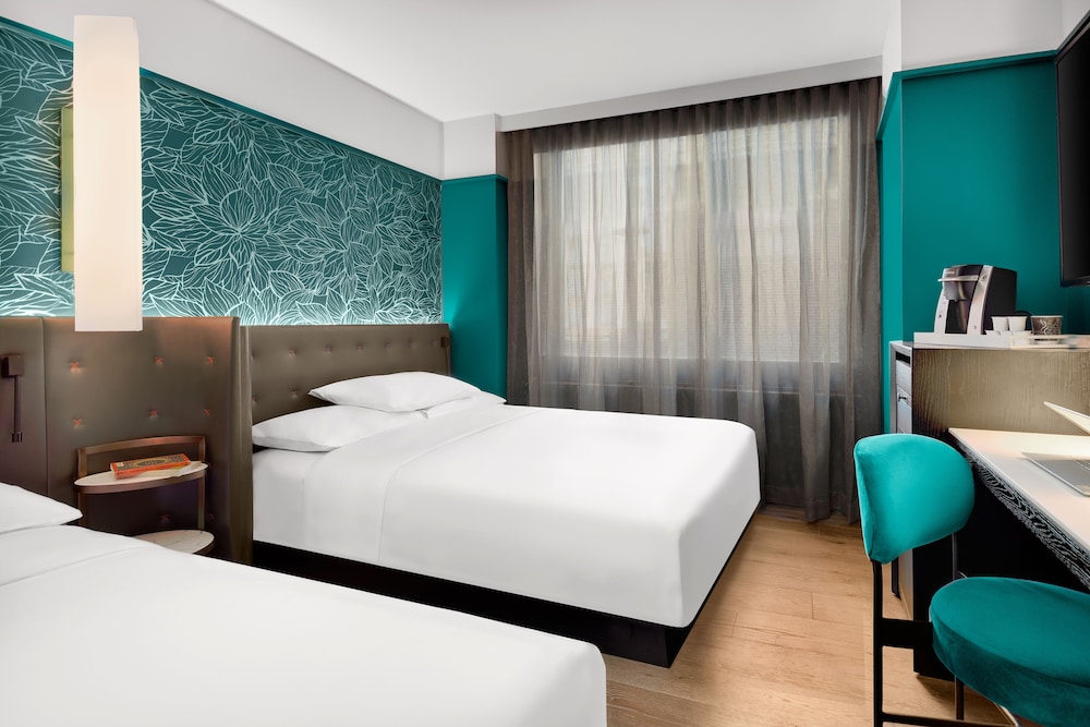 Hyatt Centric Midtown 5th Avenue New York — Hotel rooms in New York City, New York State