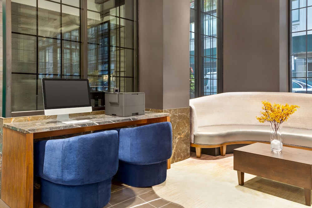 Hyatt Centric Midtown 5th Avenue New York — Hotel building in New York City, New York State